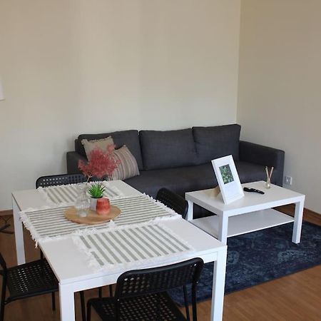 The Oasis By Downtown Apartments เตอร์กู-มูเรช ภายนอก รูปภาพ